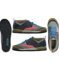 Ion Scrub AMP Flat Shoes Clothing