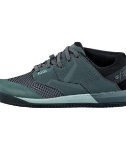 Ion Scrub AMP Flat Shoes Clothing