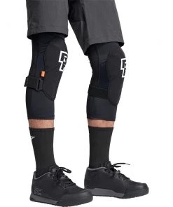 Race Face Indy Knee Guard Clearance